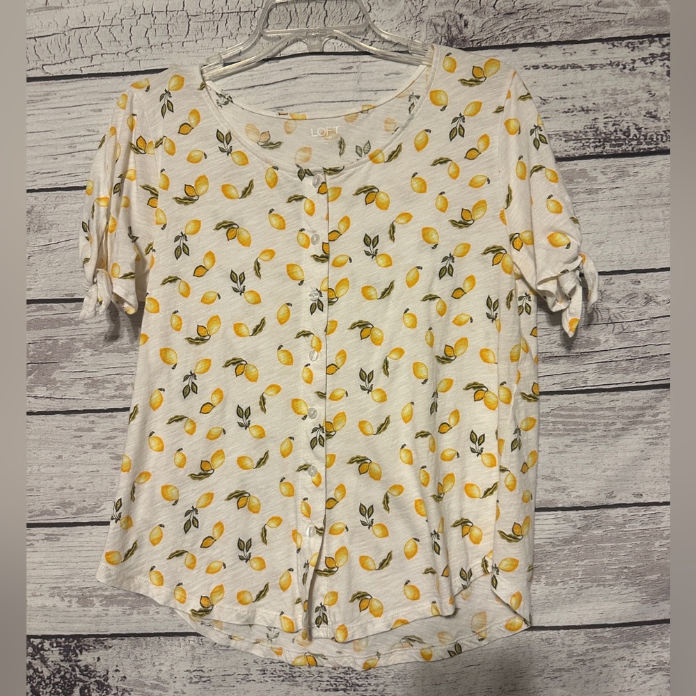 LOFT Outlet Lemon Print Button Front Blouse Size Medium